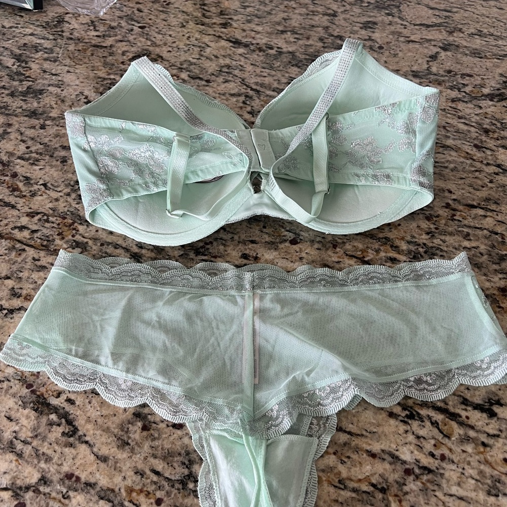 VS Set - Picture 3 of 6